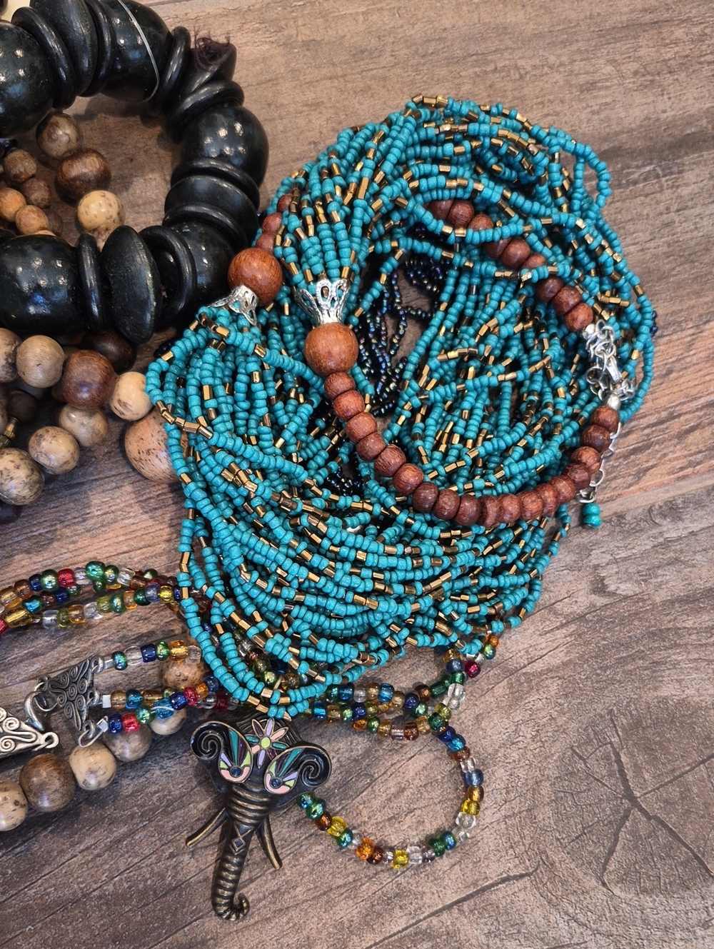 Broken Bohemian Beauties, Craft Jewelry, 1 Pound 2.6 Ounces - Picture 5 of 10
